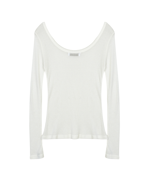 NICK&NICOLE(ニックアンドニコール)の「NICOLE MINIMAL LABEL SCOOP LS TOP_IVORY(Tシャツ/カットソー・レディース・その他・FREE)」の6枚目の写真