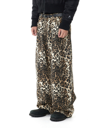 Leopard Pattern Cotton Pants (Brown)