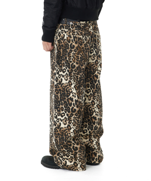 AAKAM（アーカム）の「Leopard Pattern Cotton Pants (Brown)（その他パンツ・レディース・その他・1）」の4枚目の写真