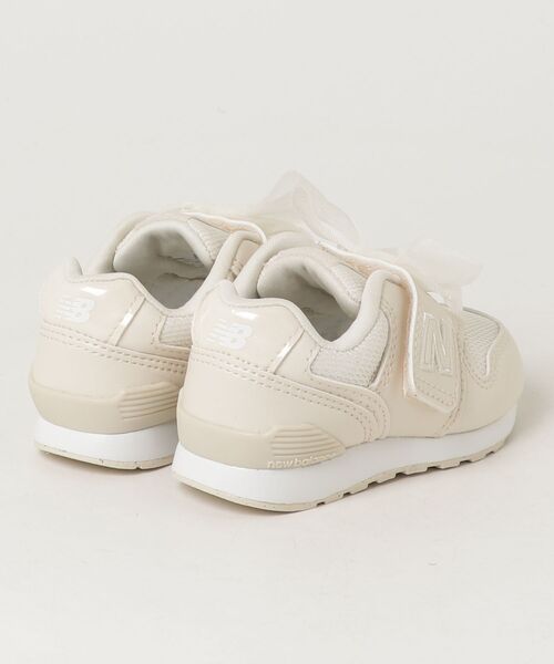 NEW BALANCE（ニューバランス）の「996 Hook and Loop（スニーカー・キッズ・ホワイト系その他/ベージュ/ピンク・12.0cm/12.5cm/13.0cm/13.5cm/14.0cm/14.5cm/15.0cm/15.5cm/16.0cm/16.5cm）」の7枚目の写真