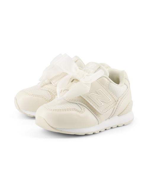 NEW BALANCE（ニューバランス）の「996 Hook and Loop（スニーカー・キッズ・ホワイト系その他/ベージュ/ピンク・12.0cm/12.5cm/13.0cm/13.5cm/14.0cm/14.5cm/15.0cm/15.5cm/16.0cm/16.5cm）」の6枚目の写真