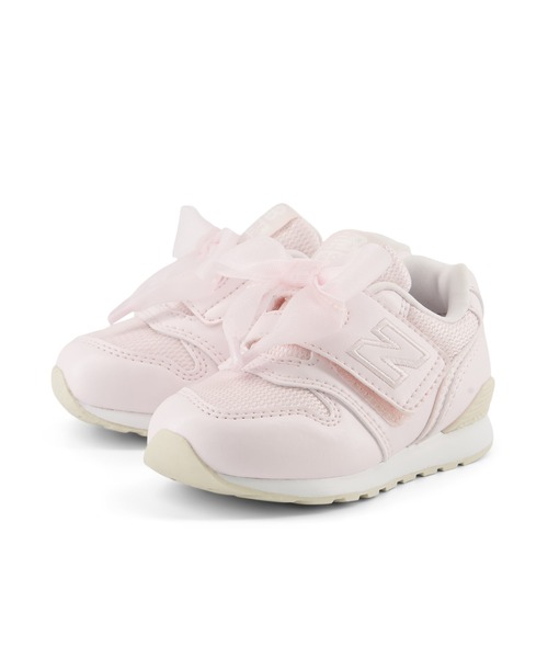 NEW BALANCE（ニューバランス）の「996 Hook and Loop（スニーカー・キッズ・ホワイト系その他/ベージュ/ピンク・12.0cm/12.5cm/13.0cm/13.5cm/14.0cm/14.5cm/15.0cm/15.5cm/16.0cm/16.5cm）」の5枚目の写真