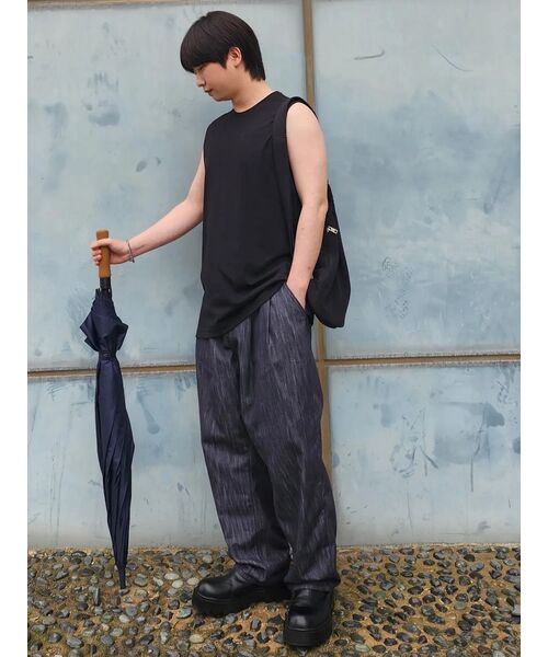 MUSINSA STANDARD（ムシンサスタンダード）の「リラックスドスリーブレストップ [ブラック]（Tシャツ/カットソー・メンズ・その他・SMALL/MEDIUM/LARGE/X-LARGE/XX-LARGE/XXX-LARGE）」の12枚目の写真