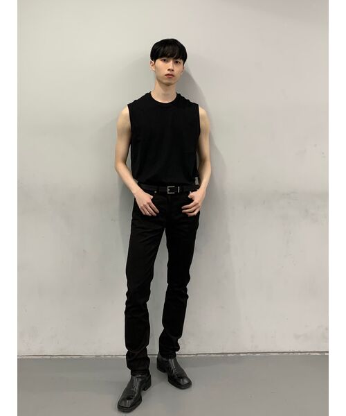 MUSINSA STANDARD（ムシンサスタンダード）の「リラックスドスリーブレストップ [ブラック]（Tシャツ/カットソー・メンズ・その他・SMALL/MEDIUM/LARGE/X-LARGE/XX-LARGE/XXX-LARGE）」の14枚目の写真