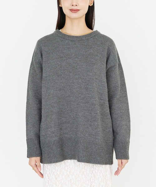 LAVEANGE(ラビアンジェ)の「【洗える】バックスリットニットプルオーバー(ニット/セーター・レディース・ブラウン/チャコールグレー/ブルー・F/3L/4L)」の6枚目の写真
