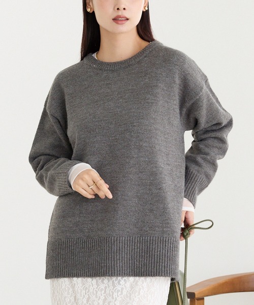 LAVEANGE(ラビアンジェ)の「【洗える】バックスリットニットプルオーバー(ニット/セーター・レディース・ブラウン/チャコールグレー/ブルー・F/3L/4L)」の14枚目の写真