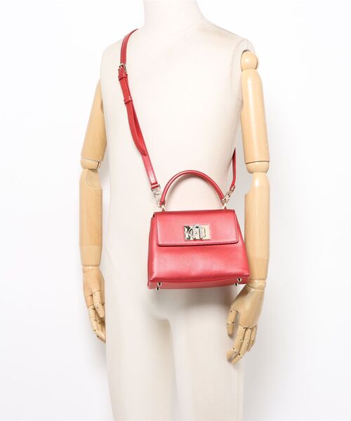FURLA（フルラ）の「フルラ 1927 ミニトップハンドルバッグ（ハンドバッグ・レディース・レッド・ONE SIZE）」の10枚目の写真