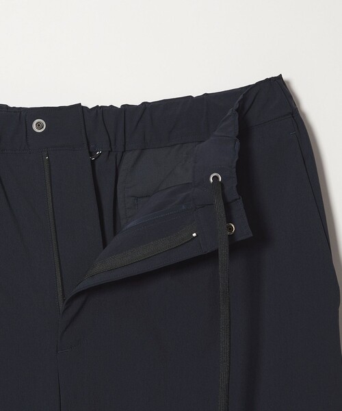 BEAUTY&YOUTH UNITED ARROWS（ビューティーアンドユースユナイテッドアローズ）の「【WEB限定】 360°MASTER バルーン イージーパンツ NO.9 セットアップ対応 ストレッチ ウォッシャブル（その他パンツ・メンズ・ネイビー・S/M/L/XL）」の3枚目の写真