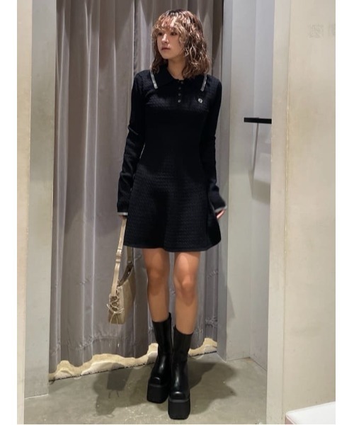 SLY(スライ)の「COLLARED CABLE KNIT S/OP カラード ケーブルニット ショートワンピース 秋服 冬服(ワンピース・レディース・ネイビー/ブラック/杢グレー・1/2)」の19枚目の写真