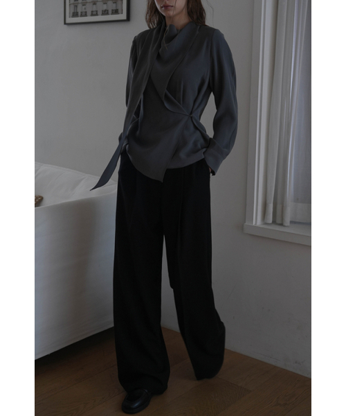 DEHEVE（デヘヴェ）の「Wool Wide Slacks [Black]（スラックス・レディース・ブラック・MEDIUM/SMALL）」の2枚目の写真