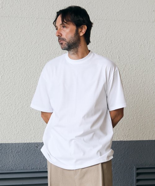 ESN(イーエスエヌ)の「プレミアムシングルセミオーバーフィットTシャツホワイト(Tシャツ/カットソー・メンズ・その他・MEDIUM/X-LARGE/XX-LARGE/LARGE)」の1枚目の写真