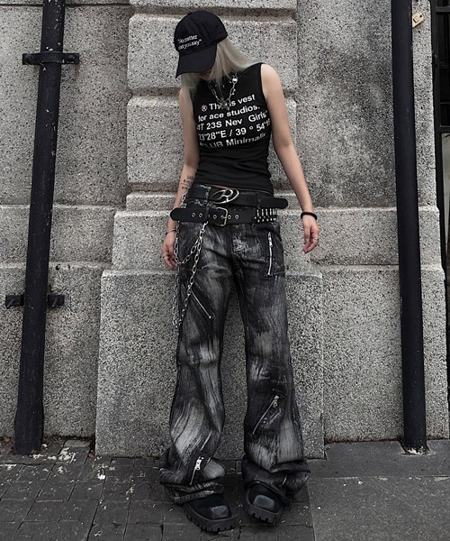 Ressaca(レサーカ)の「ジップデザインフレアデニムパンツ(デニムパンツ・メンズ・ブラック・XL/M/L)」の4枚目の写真