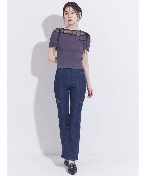 MERCURYDUO（マーキュリーデュオ）の「レーストリミングカットアウトデニムパンツ（デニムパンツ・レディース・ブルー/インディゴブルー・MEDIUM/SMALL）」の4枚目の写真
