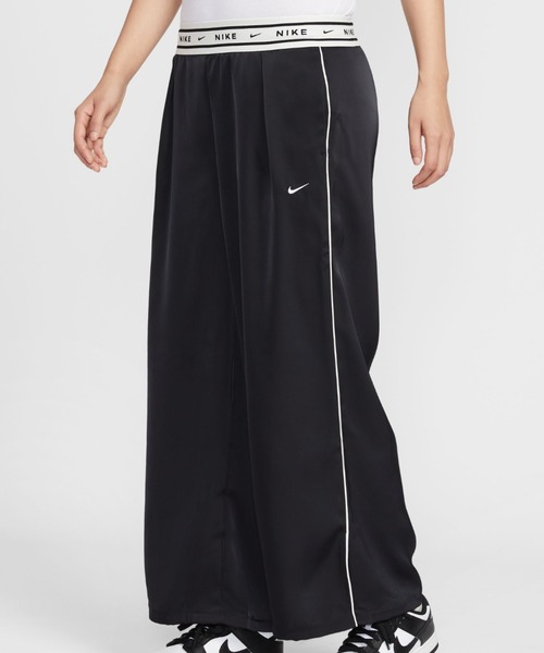 NIKE（ナイキ）の「NIKE AS W NSW OFFLN WVN STN PANT / ナイキ ウィメンズ NSW OFFLN ウーヴン STN パンツ 【SP】（その他パンツ・レディース・グリーン/ブラック・L/M/S）」の2枚目の写真