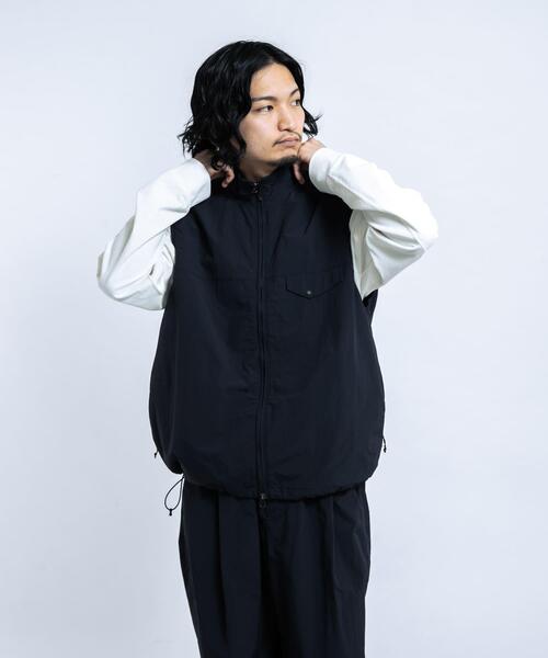EKAL（エカル）の「『UR TECH』ナイロンタッサーベスト（ナイロンジャケット・メンズ・ネイビー/グレー・LARGE/MEDIUM）」の6枚目の写真