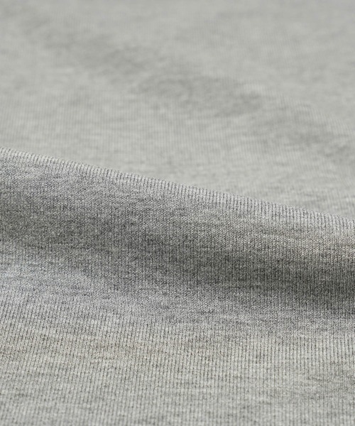 Pt18kg(プラチナイチハチキログラム)の「飾りボタン付きUネックフィットトップス(Tシャツ/カットソー・レディース・ホワイト/ブラウン/ブラック/グレー・FREE)」の12枚目の写真