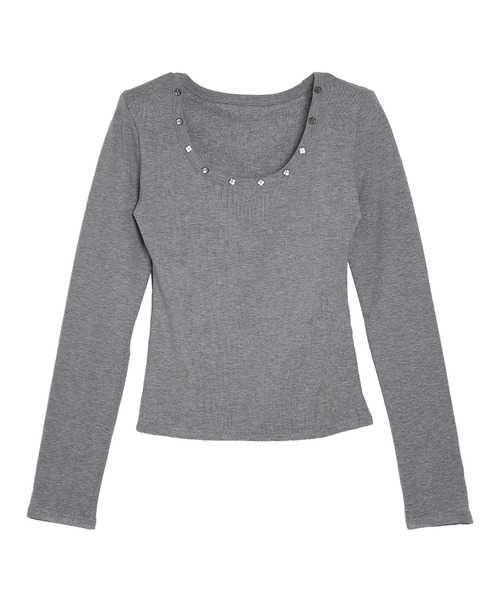 Pt18kg(プラチナイチハチキログラム)の「飾りボタン付きUネックフィットトップス(Tシャツ/カットソー・レディース・ホワイト/ブラウン/ブラック/グレー・FREE)」の19枚目の写真