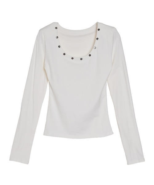 Pt18kg(プラチナイチハチキログラム)の「飾りボタン付きUネックフィットトップス(Tシャツ/カットソー・レディース・ホワイト/ブラウン/ブラック/グレー・FREE)」の15枚目の写真
