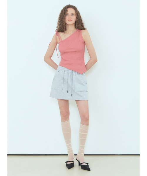 ETMON(エトモン)の「One-Shoulder Strap Top, Brick Red(Tシャツ/カットソー・レディース・その他・FREE)」の1枚目の写真