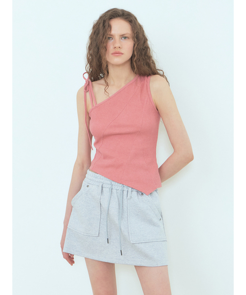ETMON(エトモン)の「One-Shoulder Strap Top, Brick Red(Tシャツ/カットソー・レディース・その他・FREE)」の3枚目の写真