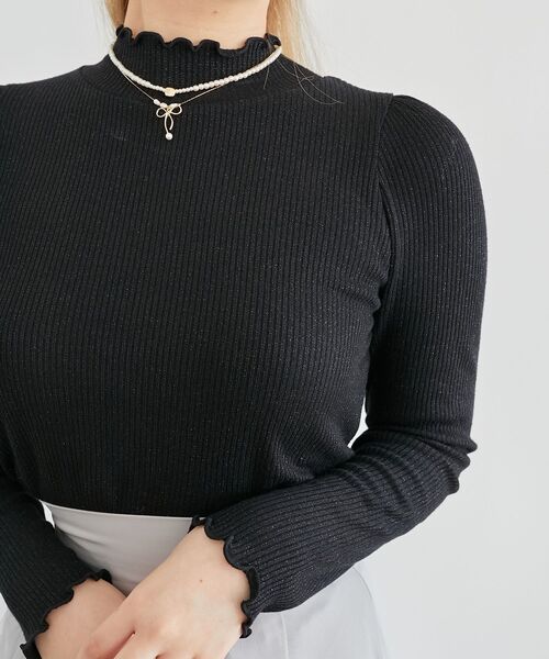 MAJESTIC LEGON(マジェスティックレゴン)の「ハイネックパフスリーブトップス(Tシャツ/カットソー・レディース・ブラック/アイボリー/ブラック系その他・MEDIUM)」の20枚目の写真