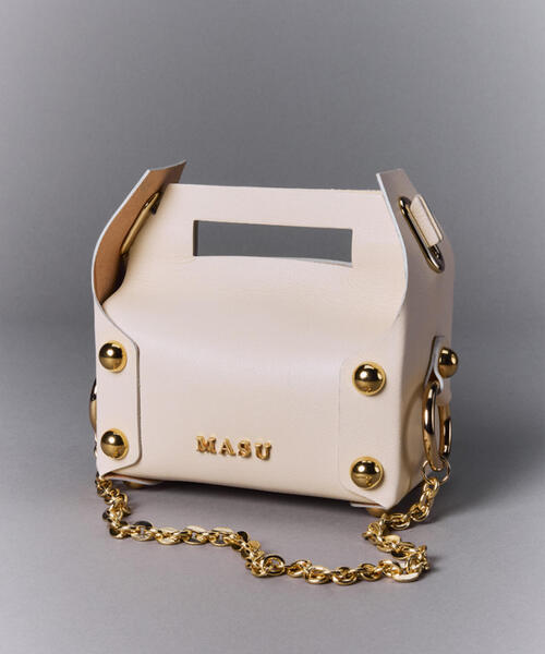 MASU（エムエーエスユー）の「MASU/エムエーエスユー/LEATHER CAKE BAG/M26U6OJ008（ショルダーバッグ・メンズ・ブラック/ホワイト/モスグリーン・F）」の2枚目の写真