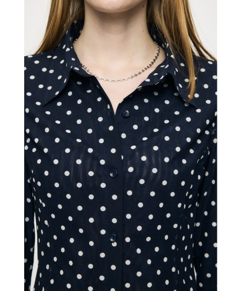 MOUSSY（マウジー）の「【26年SS新作】DOT TULLE シャツ（シャツ/ブラウス・レディース・アイボリー/ブルー系その他3/ホワイト系その他・FREE）」の16枚目の写真