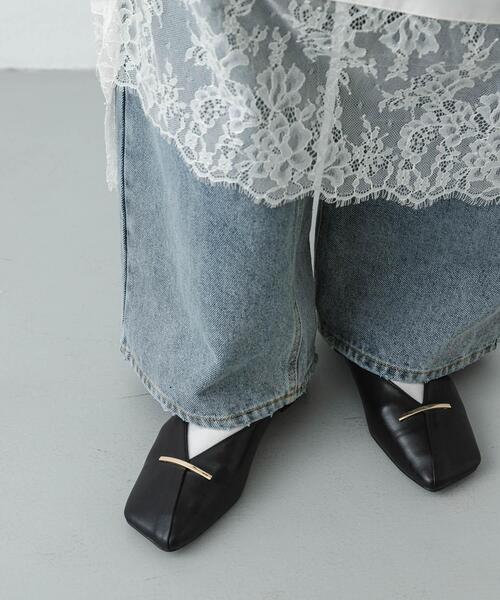 SENSE OF PLACE by URBAN RESEARCH(センスオブプレイスバイアーバンリサーチ)の「『抗菌』スクエアカットフラットシューズ(その他シューズ・レディース・ブラウン/アイボリー/ブラック・LARGE/SMALL/MEDIUM)」の3枚目の写真