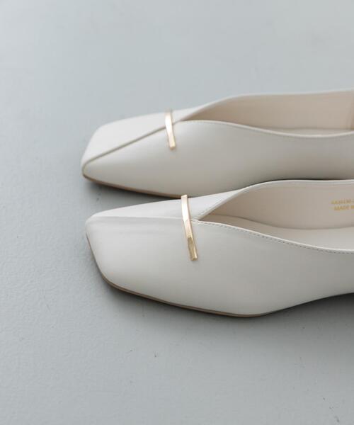 SENSE OF PLACE by URBAN RESEARCH(センスオブプレイスバイアーバンリサーチ)の「『抗菌』スクエアカットフラットシューズ(その他シューズ・レディース・ブラウン/アイボリー/ブラック・LARGE/SMALL/MEDIUM)」の21枚目の写真