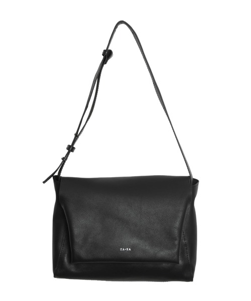 YArKA（ヤーカ）の「【YArKA/ヤーカ】real leather fluffy flap shoulder bag [tdht6] / リアルレザーふんわりフラップショルダー（ハンドバッグ・メンズ・ブラック・FREE）」の2枚目の写真