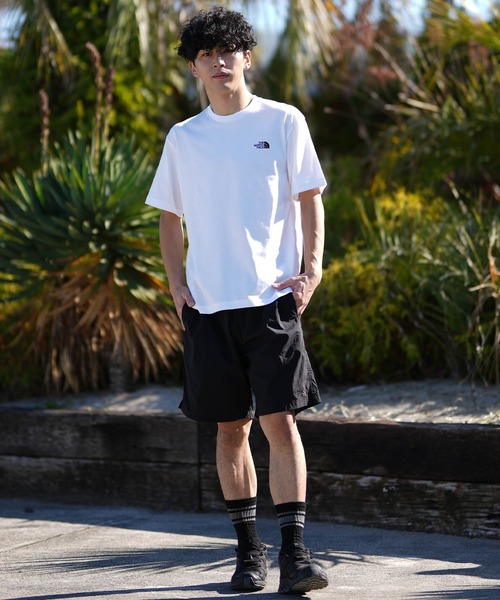 THE NORTH FACE(ザノースフェイス)の「THE NORTH FACE/ノースフェイス メンズ 半袖Tシャツ ショートスリーブTシャツ NT32643(Tシャツ/カットソー・メンズ・ホワイト/ブラック・XXL/XL/S/L/M)」の5枚目の写真