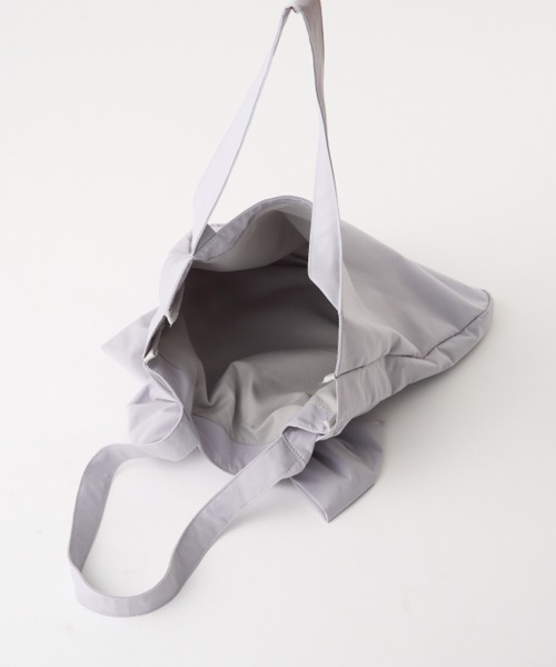 OLIVE des OLIVE（オリーブデオリーブ）の「リボントートバッグ（スカート・レディース・オフホワイト/サックスブルー・FREE）」の8枚目の写真