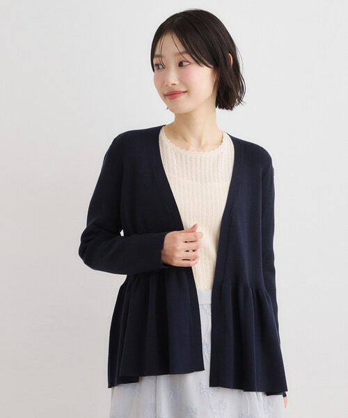 LAURA ASHLEY(ローラアシュレイ)の「【人気デザイン!シルク混/洗える】フリルカーディガン(カーディガン/ボレロ・レディース・パープル/ネイビー/グレー・38/40)」の2枚目の写真