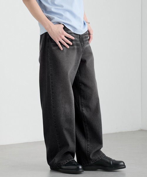 MONO-MART（モノマート）の「ヴィンテージ加工 ワイドストレート デニムパンツ＜ウォッシャブル/速乾/サステナブル＞（デニムパンツ・メンズ・インディゴブルー/ネイビー/ブルー/ブラック/グレー/ダークブラック・L/M/S/XS）」の11枚目の写真