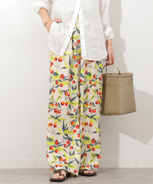 JOURNAL STANDARD relume（ジャーナルスタンダード　レリューム）の「ボカシフラワーヴィンテージイージーパンツ（その他パンツ・レディース・ブラック/アイボリー・FREE）」の7枚目の写真