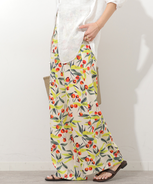 JOURNAL STANDARD relume（ジャーナルスタンダード　レリューム）の「ボカシフラワーヴィンテージイージーパンツ（その他パンツ・レディース・ブラック/アイボリー・FREE）」の8枚目の写真