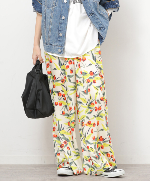 JOURNAL STANDARD relume（ジャーナルスタンダード　レリューム）の「ボカシフラワーヴィンテージイージーパンツ（その他パンツ・レディース・ブラック/アイボリー・FREE）」の15枚目の写真