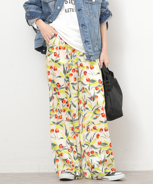 JOURNAL STANDARD relume（ジャーナルスタンダード　レリューム）の「ボカシフラワーヴィンテージイージーパンツ（その他パンツ・レディース・ブラック/アイボリー・FREE）」の17枚目の写真