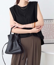 Viola e Viola（ヴィオラエヴィオラ）の「脇を見せたくない人のためのタンクトップ（タンクトップ）」