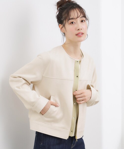 grove（グローブ）の「スエードライク ノーカラーブルゾン（ノーカラージャケット・レディース・ベージュ/オフホワイト/チャコールグレー・02/03/01/05/04）」の4枚目の写真