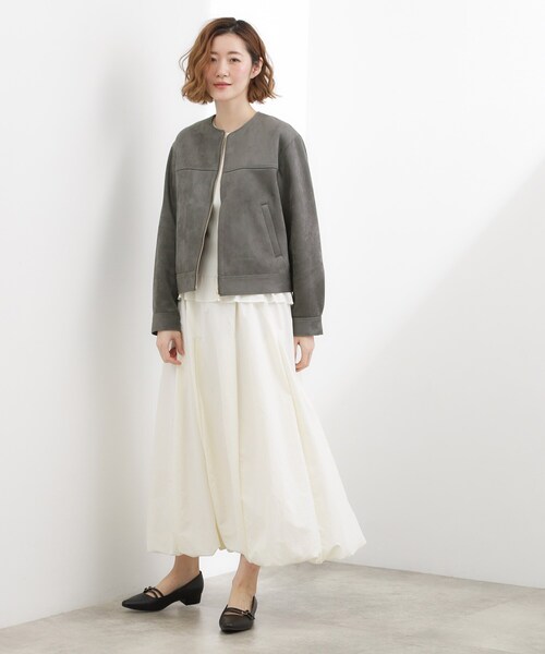 grove（グローブ）の「スエードライク ノーカラーブルゾン（ノーカラージャケット・レディース・ベージュ/オフホワイト/チャコールグレー・02/03/01/05/04）」の6枚目の写真