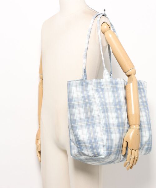 VIBGYOR(ヴィブジョー)の「Mignonjour/チェック柄リバーシブルトートバッグ M2892(トートバッグ・レディース・ブルー/パープル・FREE)」の12枚目の写真
