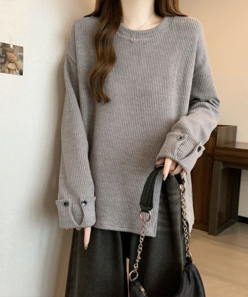 Flugge(フラッジー)の「袖ボタン長袖トップス(その他トップス・レディース・ベージュ・FREE)」の3枚目の写真
