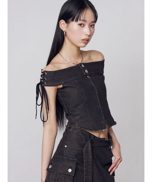 EMODA（エモダ）の「デニムオフショルダートップ（Tシャツ/カットソー・レディース・ライトブルー/ブラウン/インディゴブルー・FREE）」の9枚目の写真