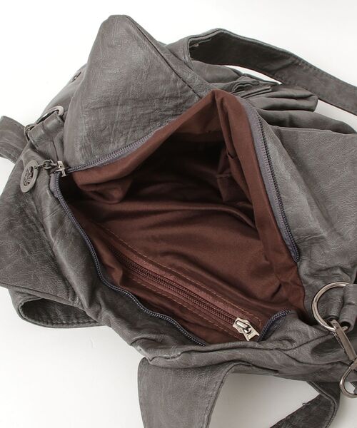 ONE DAY KMC (ワンデイケーエムシー)の「Five pockets 2Way Boston Bag/ファイブポケット2ウェイボストンバッグ(ボストンバッグ・レディース・ダークグレー/ブラウン/ブラック・FREE)」の6枚目の写真