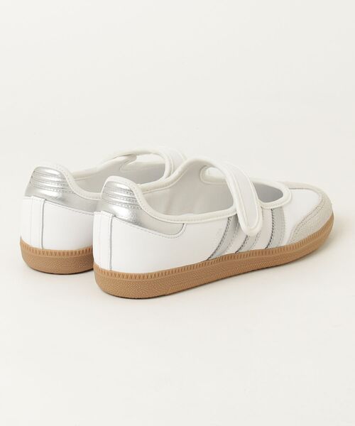 adidas Originals(アディダスオリジナルス)の「SAMBA JANE W(スニーカー・レディース・ホワイト系その他・22.5cm/23.0cm/23.5cm/24.0cm/24.5cm/25.0cm)」の2枚目の写真
