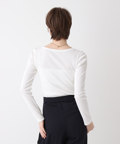 allureville(アルアバイル)の「テレコヘンリーネックプルオーバー(Tシャツ/カットソー・レディース・ホワイト/ブラック/サックスブルー・2)」の7枚目の写真