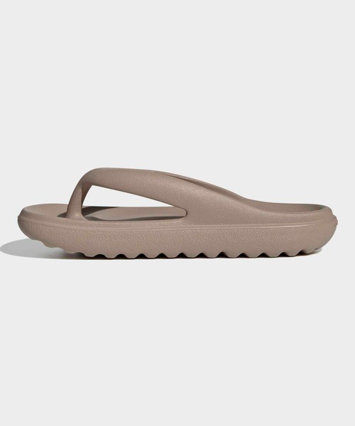 adidas(アディダス)の「アディレッタ Lumia サンダル / Adilette Lumia Slides / アディダス adidas(サンダル・メンズ・ブラウン/ホワイト/ブラック・26.5cm/25.5cm/28.5cm/24.5cm/23.5cm/27.5cm/22.5cm)」の22枚目の写真
