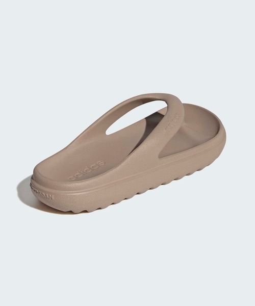 adidas(アディダス)の「アディレッタ Lumia サンダル / Adilette Lumia Slides / アディダス adidas(サンダル・メンズ・ブラウン/ホワイト/ブラック・26.5cm/25.5cm/28.5cm/24.5cm/23.5cm/27.5cm/22.5cm)」の21枚目の写真