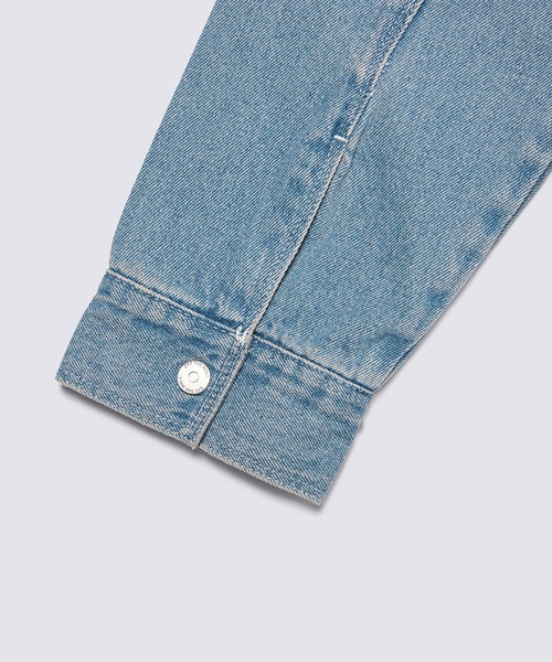 VANS(バンズ)の「MCAVOY デニム ステーションジャケット / McAvoy Denim Station Jacket ST VN000KV7CDX1(デニムジャケット・メンズ・ライトインディゴブルー・X-LARGE/MEDIUM/LARGE)」の5枚目の写真